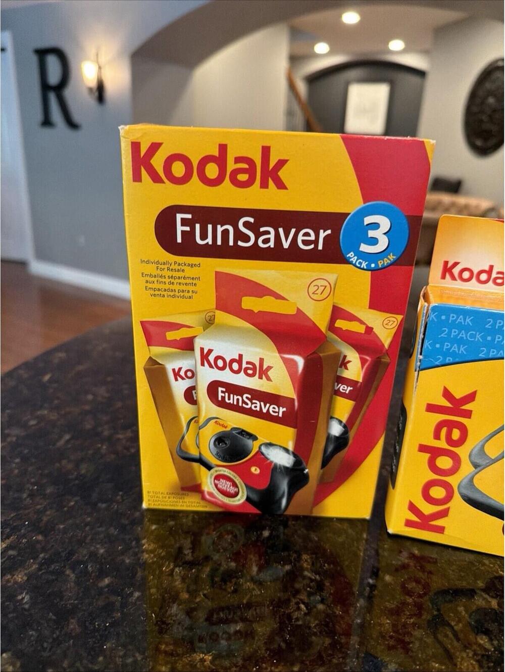 3 Pk Plus 1 Kodak Fun Saver Single Use Camera Built-In Flash Exp 9/10 Sealed
